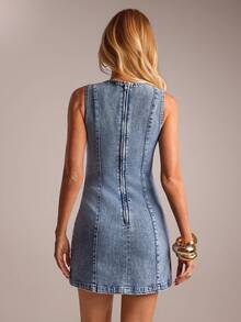 Avantive Vestido mini de verano entallado de mezclilla azul claro desgastada/Vestido de mezclilla de verano/Vacaciones en la playa/Informal - Lavado ligero - Ver 2