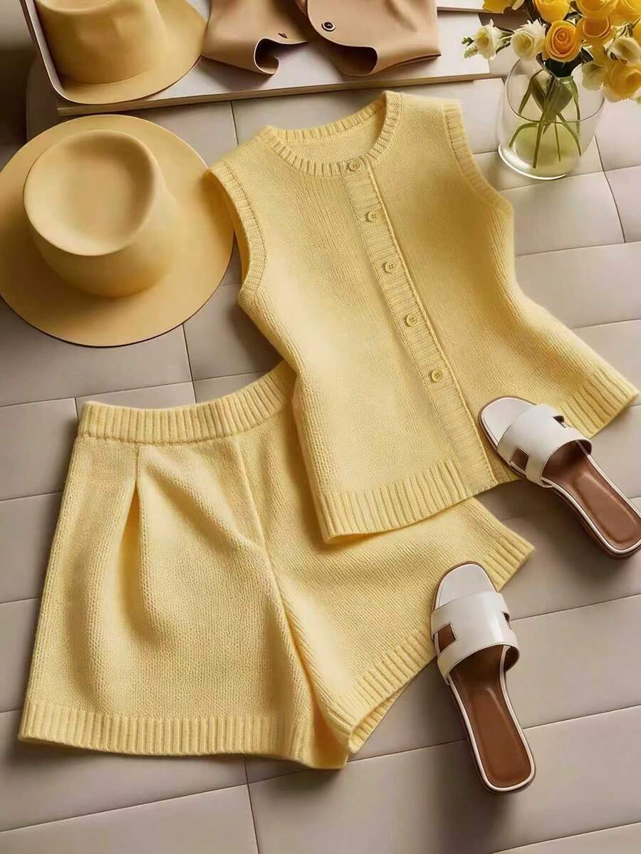 GlowEve 女士复古单排扣圆领纯色针织毛衣背心开衫，搭配百搭短裤，两件套休闲装 - 黃色 - 查看 1
