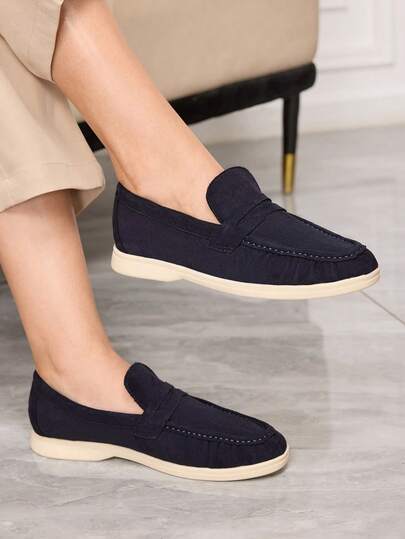 Sleekvia Women Flats