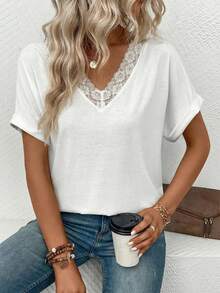 SHEIN Áo thun nữ tay ngắn cổ chữ V phối ren hoa, kiểu dáng thường ngày. - trắng - Xem 4