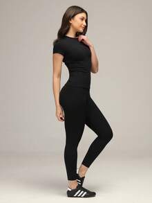 Camiseta de manga corta ajustada y elástica para mujer de Sigmas - Negro - Ver 6