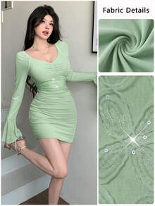 Modelyn Lace & Mesh Fitted Waist Bodycon Mini Dress, Romantic Style, Spring/Summer - Mint Green - View 5