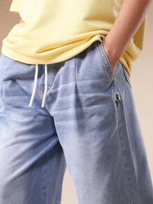 Quần jean denim ống rộng xếp ly SUMWON dành cho bé trai, cạp chun có dây rút, dáng rộng thoải mái, thích hợp cho cả ngày thường và kỳ nghỉ. - Rửa trung bình - Xem 5