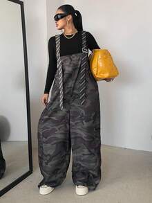 SHEIN CURVE+ Bộ jumpsuit cỡ lớn dành cho nữ, họa tiết rằn ri, dây đeo, sọc phối màu tương phản, túi hai bên, phong cách đường phố năng động, phù hợp cho kỳ nghỉ, hẹn hò và tiệc tùng. - xanh quân đội - Xem 4