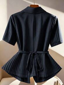 GlowEve CURVE 大码女士优雅条纹翻领短袖休闲衬衫 - 藏蓝色 - 查看 2