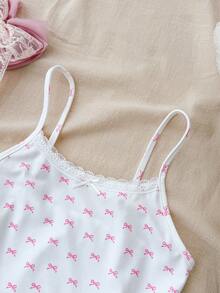 Bộ đồ cho bé gái tuổi teen gồm áo hai dây trắng viền ren thắt nơ và quần short siêu ngắn cài nút, thích hợp cho mùa xuân và hè, phù hợp cho ngày Valentine, mặc ở nhà, phong cách giản dị, tuổi teen. - Hồng - Xem 3