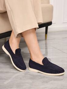 Sleekvia Sepatu Loafer Wanita Berlipit Gaya Retro, Nyaman, dan Bersol Lembut - Dusty Blue - View 4
