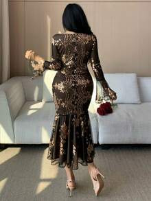 DAZY 女士优雅亮片花卉褶皱鱼尾喇叭袖连衣裙，春夏婚礼宾客礼服 - 黑色 - 查看 2