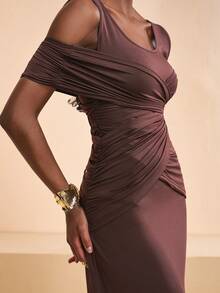 Zivah 2026 Vacation Casual Unique AB Material Patchwork Elegant Brown Dress - Brown - View 3