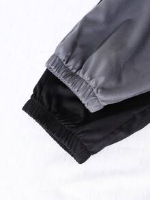 SHEIN Vacaura 2pcs Boys' Casual Versatile Cargo Pants With 3D Pockets, Grey & Black Combo Set - Multicolor - View 4