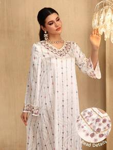 Al Najma Elegant V-Neck Beaded Floral Flare Sleeve Dress, Spring/Summer - Multicolor - View 4