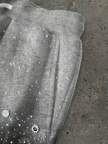 Manfinity EMRG 字母与火焰印花抽绳腰部休闲阔腿运动裤，2000 年代风格 - 彩色 - 查看 4