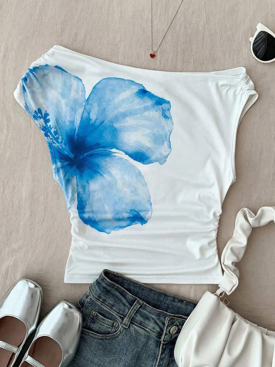 SHEIN Teen Girl Casual Vacation Daily Off Shoulder White Base Blue Floral Print Snug Fit T-Shirt Top - White - View 1