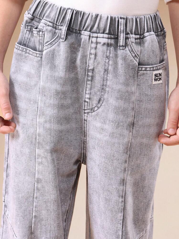 라이트 워싱 와이드 레그 데님 진 (카고 포켓 포함)