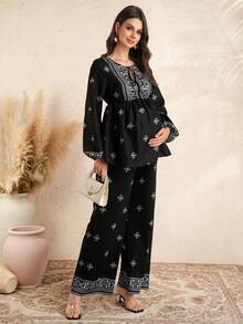 Momance Printed V-Neck Tie Top And Straight Leg Pants Elegant Maternity 2 Pieces Set - Black - View 5