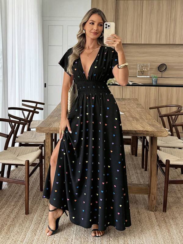 Louniche Standard Size Women's Casual Vacation Long Dress With Batwing Sleeves, Waist Cinched A-Line, Colorful Heart Print