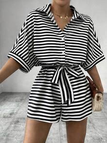 Chiquease 女士條紋印花腰帶連身褲，蝙蝠袖和單排釦合 - 彩色 - 查看 4