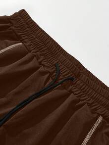 Manfinity EMRG Bộ đồ nam thường ngày gồm áo thun ngắn tay cổ tròn phối viền tương phản và quần short, thích hợp cho mùa hè. - Nhiều màu - Xem 4