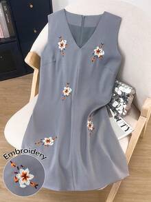 GlowEve CURVE Plus Size Women V-Neck Sleeveless Embroidered Waist Fitted Casual Dress, Gray, Spring/Summer Daisy Dress Women Dusty Blue Women Dress Flower Dress Women Summer Elegant Dress Floral Applique Dress - Black - View 1