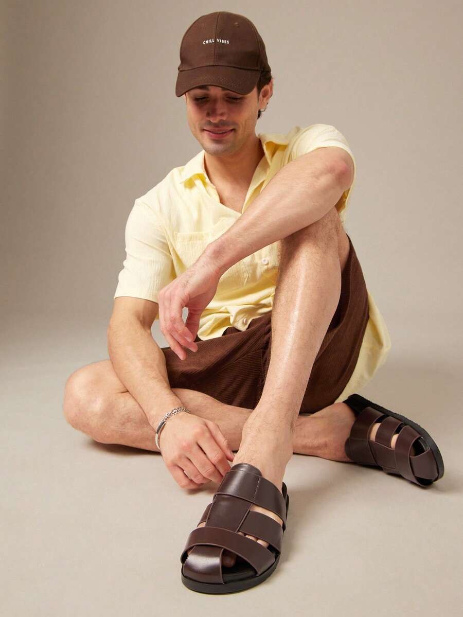 SHUZIA 男士闭趾鞋垫高级人造革咖啡色渔夫凉鞋——从游艇甲板到城市街区，每一步都充满自信。 - 咖啡棕 - 查看 1