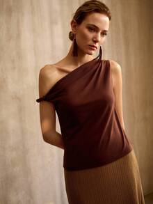 MOTF PREMIUM FASHIONABLE MINIMALIST SLEEVELESS ASYMMETRICAL NECK T-SHIRT, SPRING/SUMMER - Coffee Brown - View 4