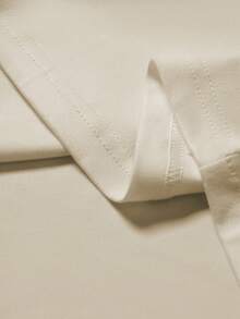 Manfinity LEGND 男士白色圆领短袖T恤，意大利元素印花，针织款式 - 卡其色 - 查看 6