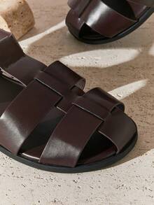 SHUZIA #UrbanBeach 男士高级仿皮咖啡色闭趾渔夫凉鞋 – 后跟带支撑、宽鞋带设计，全天舒适 - 咖啡棕 - 查看 5