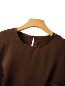 GlowEve CURVE 大码时尚休闲法式复古优雅通勤圆领上衣和裤子两件套 - 咖啡棕 - 查看 3