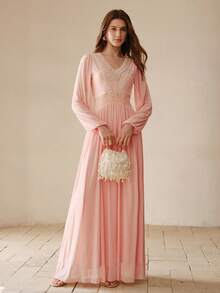 MOTF PREMIUM 春夏莲花粉色弹力氨纶蕾丝串珠装饰收腰修身长裙 - 藕粉色 - 查看 4