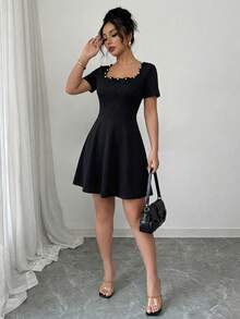 Elenzga 黑色波浪领短袖收腰连衣裙，春夏女装 - 黑色 - 查看 5