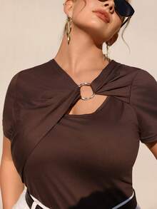 Juhart Plus Size Women's Solid Color Round Ring Pattern Fitted Short Sleeve T-Shirt - Chocolate Brown - View 8