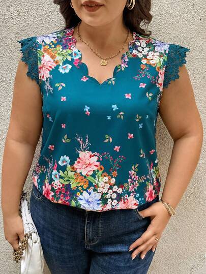 SHEIN Clasi Plus Size Women's Floral Printed Lace Spliced Flutter Sleeve Shirt With Curved Hem And V-Neck For Summer Flower Tops For Women Teal Floral Top Cap Sleeve Top