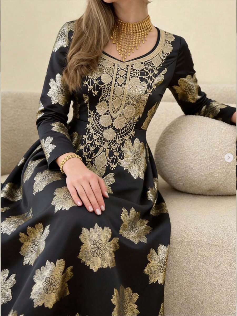 Al Najma 女士优雅印花V领阿拉伯风格连衣裙，秋季
