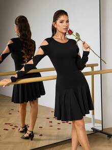 Menodora SHEIN Sport Bộ váy và quần lót màu trơn khoét rỗng, trang trí giả ngọc trai, thích hợp cho khiêu vũ Latin dành cho nữ. - màu đen - Xem 2