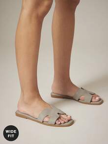 SHUZIA 宽版灰色设计师风格拖鞋 - 波西米亚风时尚服装的奢华度假服饰 - 灰色 - 查看 5