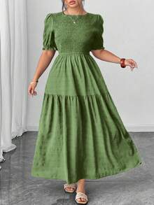 Elenzga 大码优雅休闲纯色泡泡袖褶皱荷叶边连衣裙，适合日常通勤、办公、外出就餐、浪漫约会和度假。春夏新款纯色连衣裙，绿色优雅连衣裙，女士褶皱连衣裙，多层长款连衣裙，泡泡袖连衣裙，灯笼袖连衣裙，泡泡袖连衣裙，绿色长款连衣裙，休闲长款连衣裙，绿色连衣裙，女士夏季连衣裙，女士连衣裙，优雅女士休闲连衣裙，女士经典连衣裙 - 綠色 - 查看 3