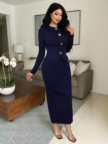 Vavine Bộ 1 áo kiểu nữ thanh lịch tay dài cài cúc kim loại và chân váy dài ôm sát. - Xanh đậm - Xem 4