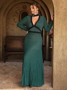 VOLUPTÉ CURVE 大码优雅复古风针织连衣裙，V领，长袖，高腰，A字裙摆，褶裥细节，适合情人节，都市成熟女神风连衣裙 - 綠色 - 查看 4