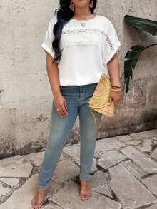 EMERY ROSE 大码女式镂空刺绣休闲度假上衣，西部风格 - 白色 - 查看 3