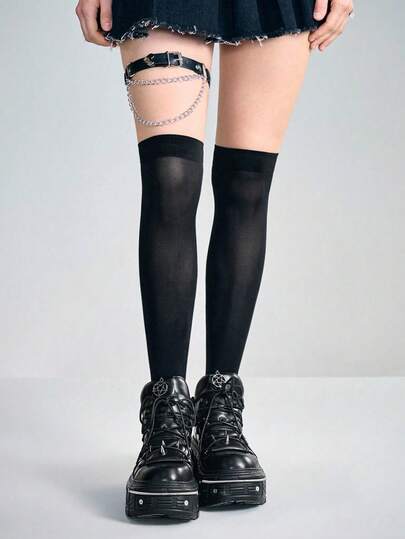 ROMWE Anime 1 Pair Of Minimalist Knee Socks + 1 Piece Of Punk Metal Legs Bad, Fashionable Personalized Two-Piece Suit To Wear