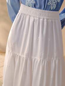 MOTF PREMIUM 女士蕾丝拼接刺绣多层荷叶边裙摆半身裙，浪漫时尚，春夏新品 - 白色 - 查看 2