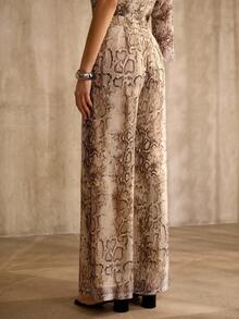 MOTF PREMIUM 轻盈雪纺阔腿裤，仿蛇皮印花，动物纹印花，复古风格 - 彩色 - 查看 5