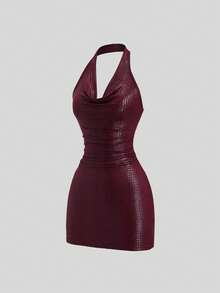 Sweetra Đầm ôm sát không tay, màu trơn, cổ yếm, lưng trễ, xếp ly. - Màu Đỏ Sâu - Xem 3