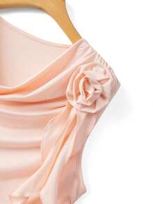 GlowEve CURVE Plus Size Elegant Pink 3D Floral Decor Camisole & Skirt 2 Pieces Set - Pink - View 6
