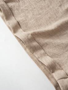 GlowEve CURVE Bộ đồ thể thao cỡ lớn gồm áo cardigan và quần short cổ chữ V không tay, kiểu dáng thanh lịch, chất liệu dệt họa tiết chấm bi, cổ áo phối ghép, thích hợp mặc đi làm và mặc hàng ngày. - Màu be - Xem 4