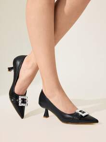 CUCCOO CHICEST 女士纯色尖头水钻装饰优雅高跟鞋 - 黑色PU - 查看 5