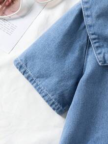 SHEIN 少女优雅可爱蝴蝶结装饰公主牛仔连衣裙，适合日常穿着和聚会，时尚少女，休闲装，春夏新款，春夏时尚，夏季衬衫裙 - 淺色水洗藍 - 查看 4