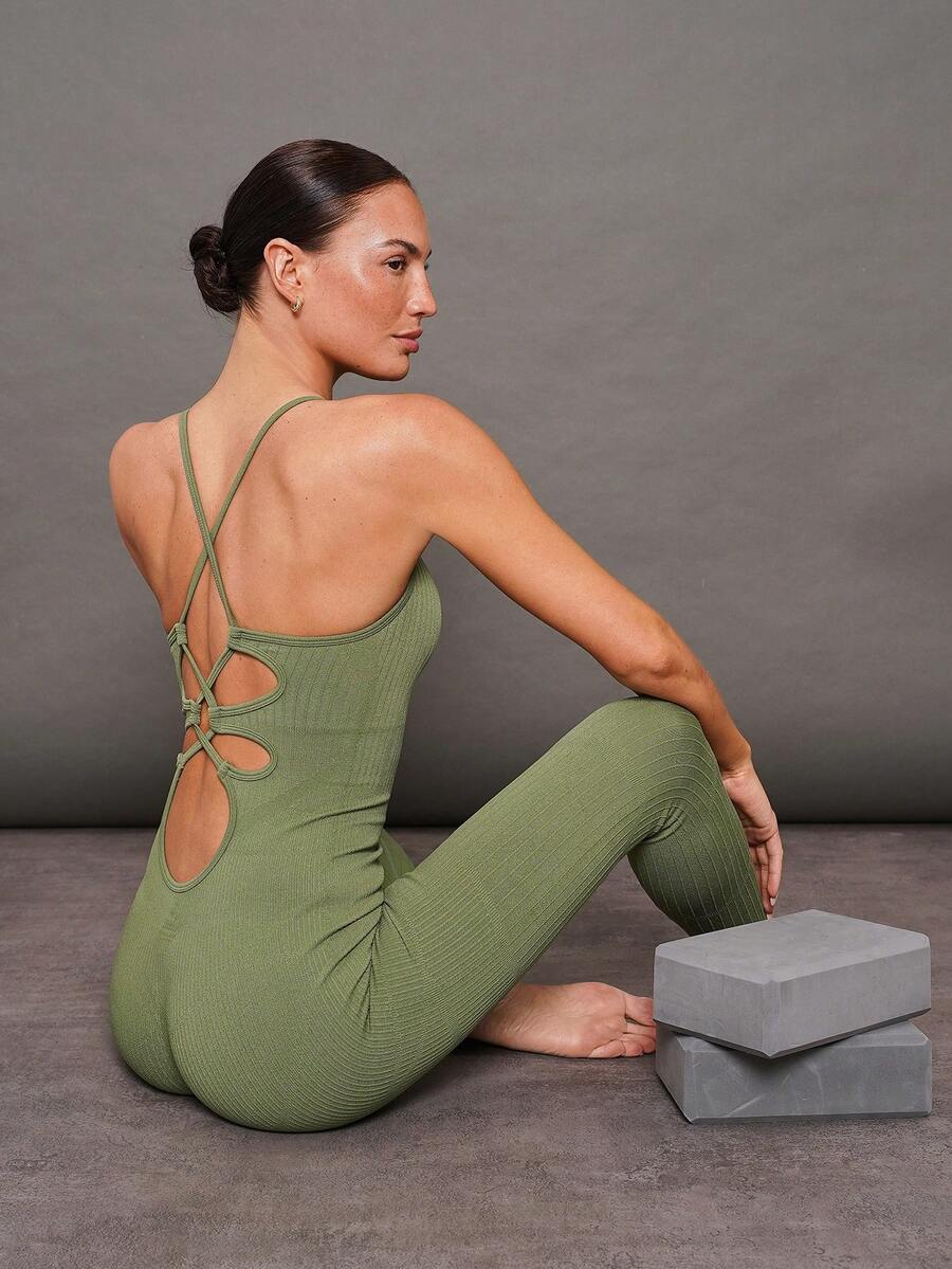 Activina 1 bộ quần áo liền thân tập yoga/thể dục không đường may, thấm hút mồ hôi, màu xanh rêu. - xanh quân đội - Xem 1