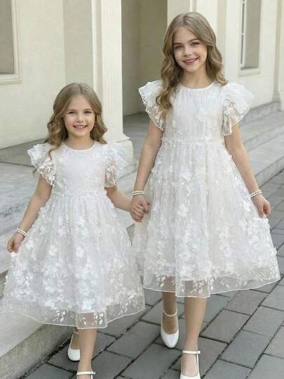 SHEIN Vestido de princesa elegante blanco con mangas de vuelo de encaje para niña preadolescente