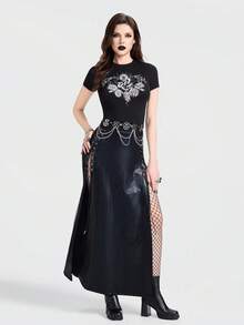 Breakform Áo thun nữ tay ngắn ôm sát, cổ tròn, họa tiết rắn cuộn và gai bao quanh hoa hồng theo phong cách Gothic. - màu đen - Xem 6